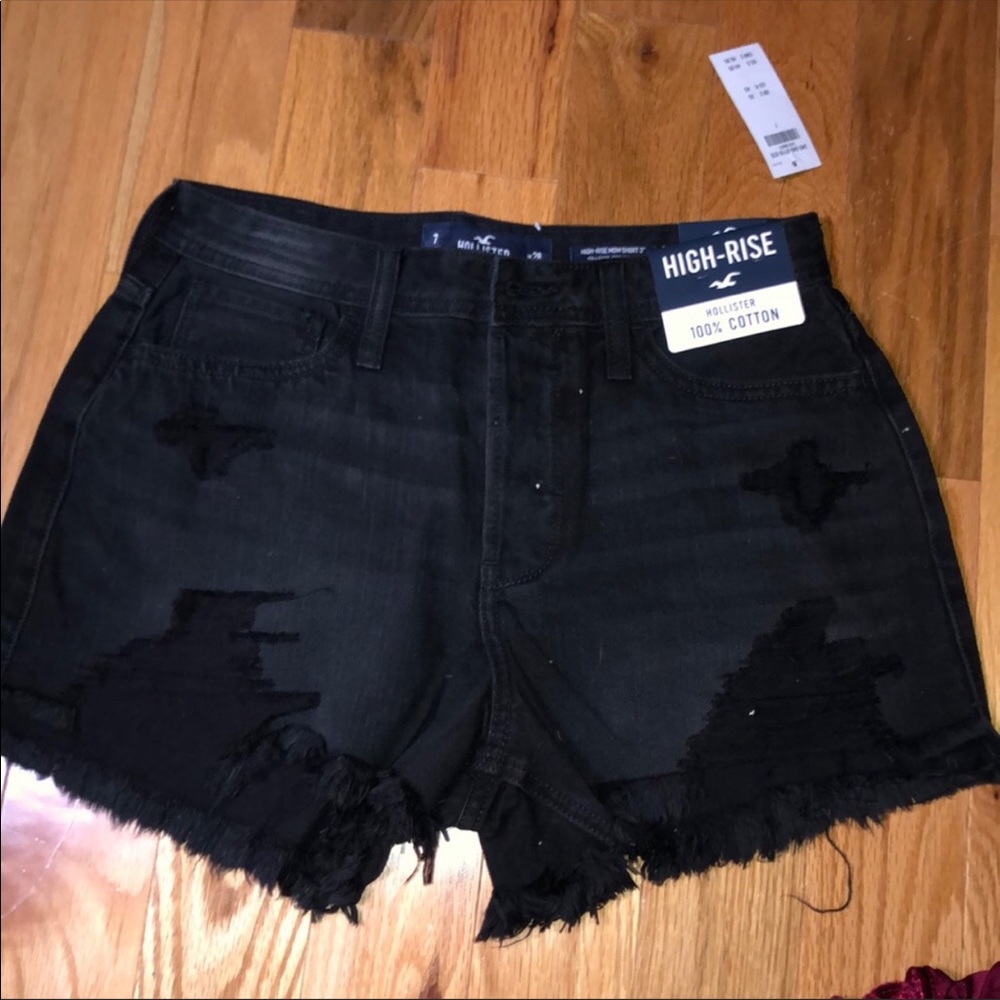 Brand new hollister shorts! NWT. Black high waist